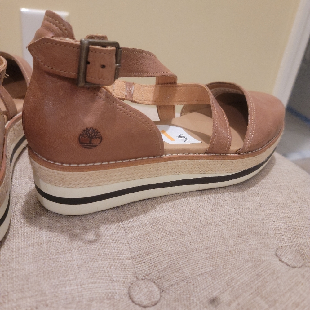 Timberland Brown Leather Mules with Criss-Cross Straps - Picture 5 of 7